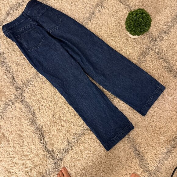 NWOT Abercrombie & Fitch Loose High Rise Jeans - Picture 4 of 4